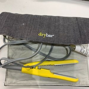 Drybar Mini styling iron